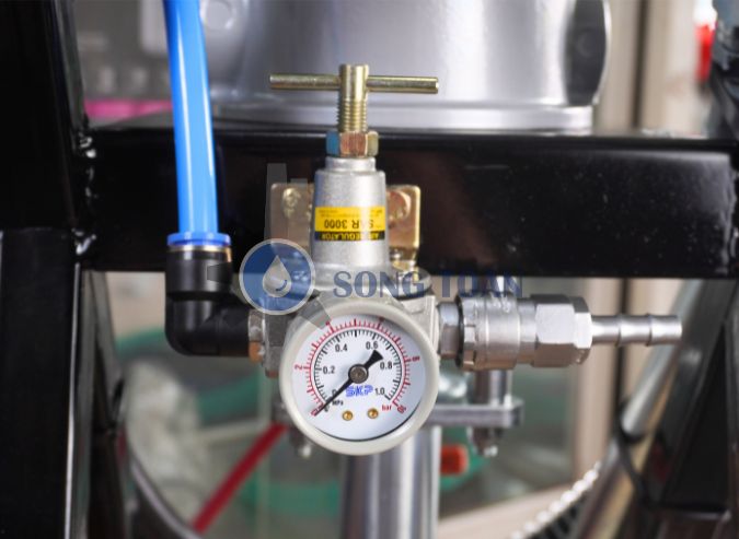 lmáy phun sơn dầu, sơn epoxy